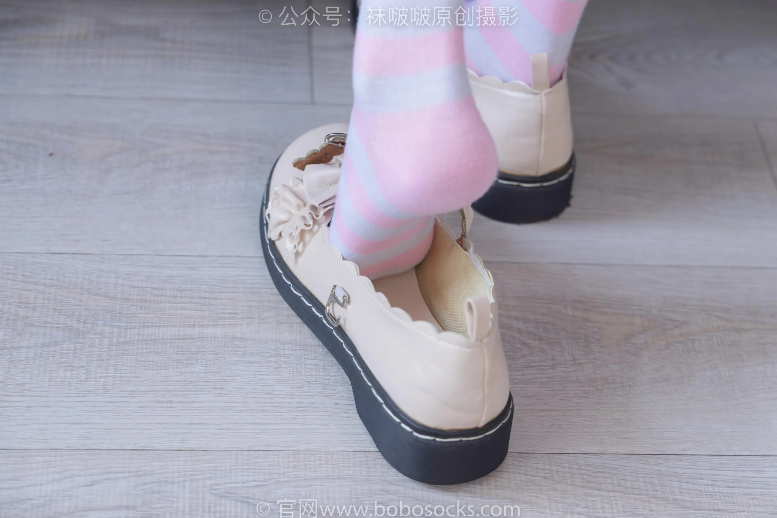 [BoBoSocks袜啵啵]NO.229 稚予-板鞋、皮鞋、两双大腿袜[22] [46P]插图9